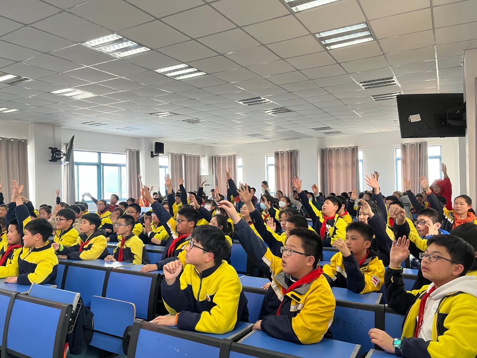 9d92cff3-ce21-4e55-af84-00eac94b3420.jpg