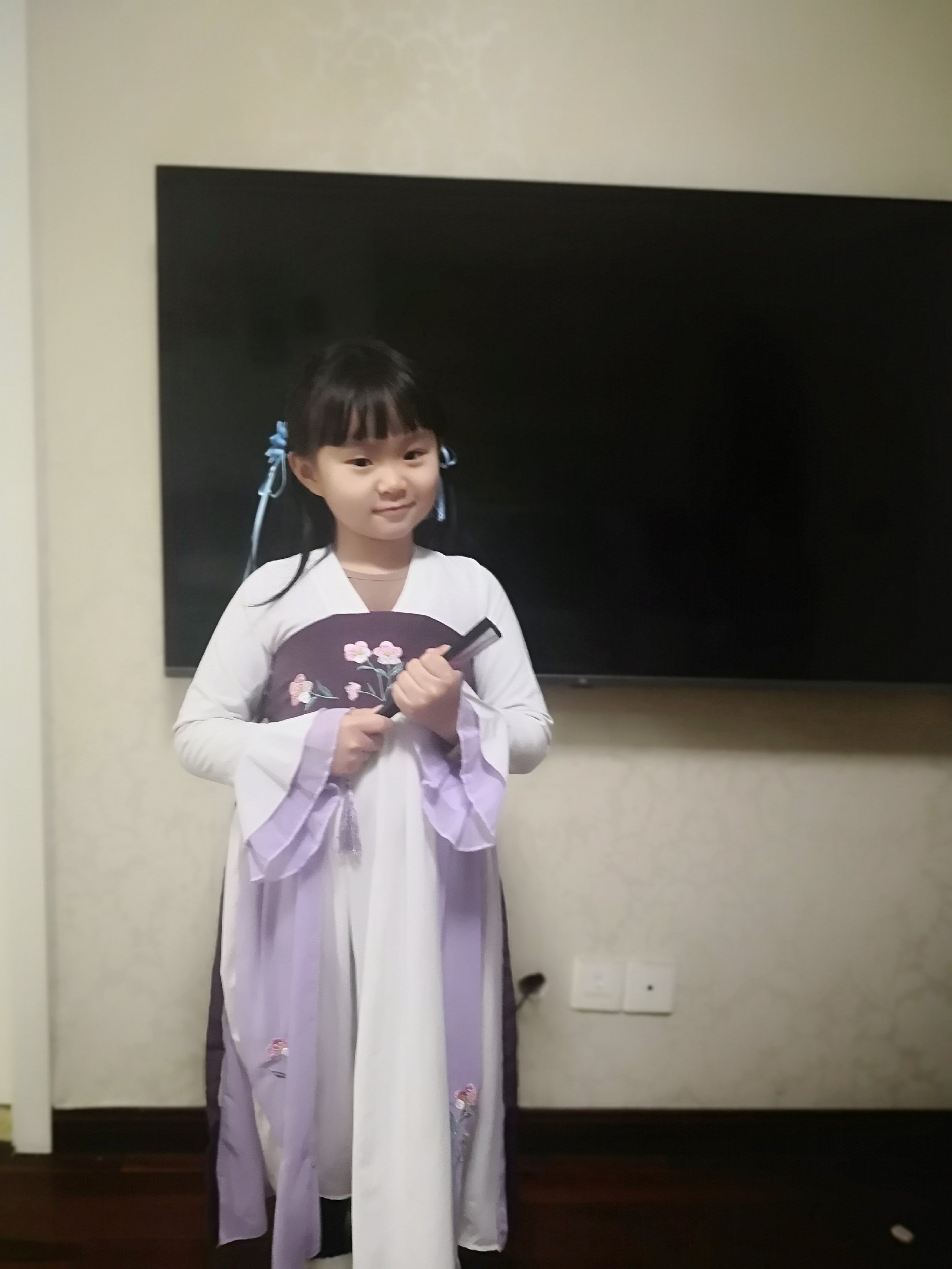 21袁思妍家庭赛诗会_html_363fd17c.jpg