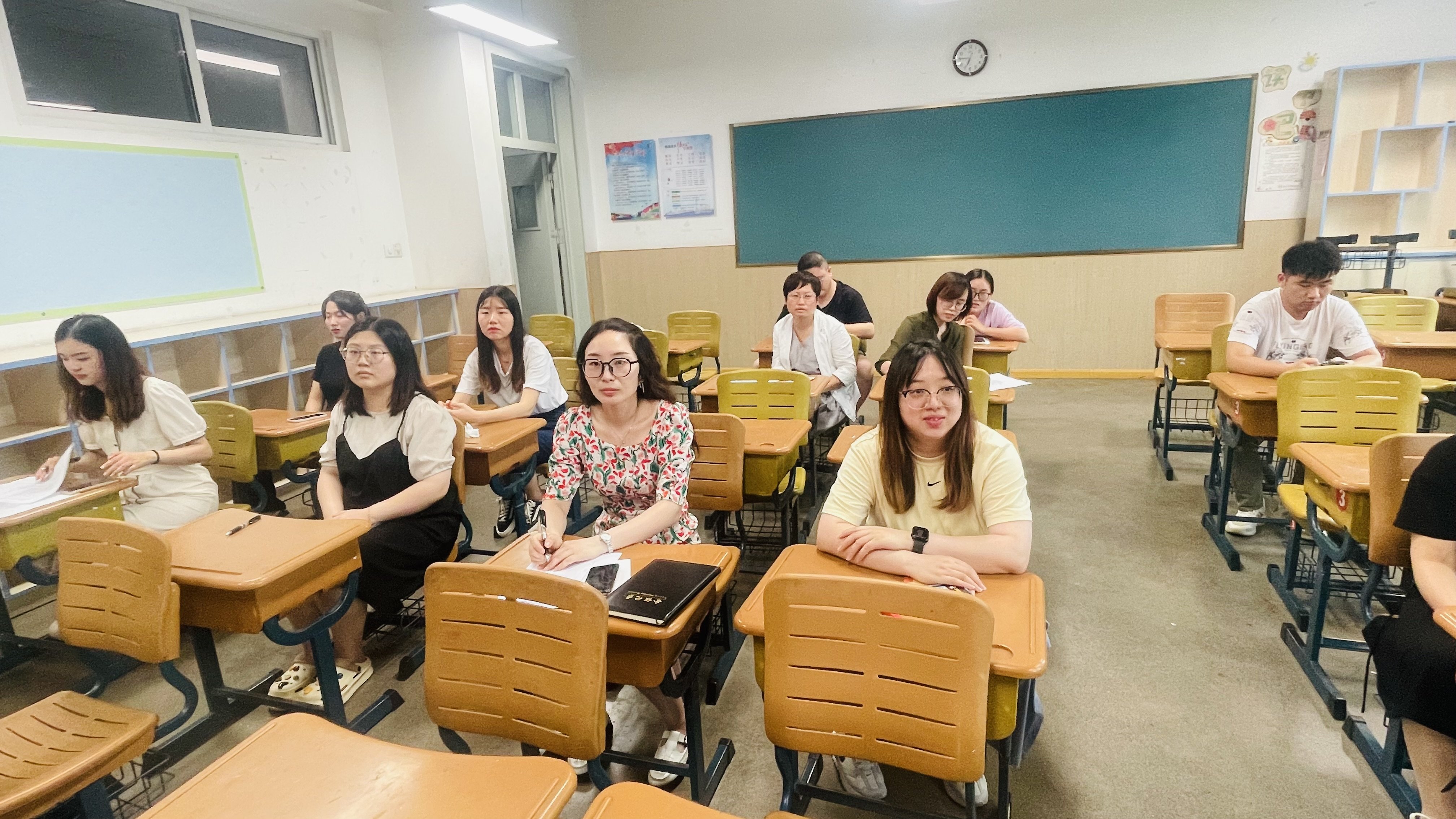 数学期末质量分析报道_html_m1b2998f2.jpg