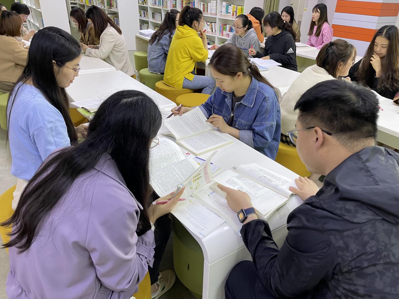 2022.05.11数学组集体备课报道（杜莹莹）_html_55f6ef77.jpg