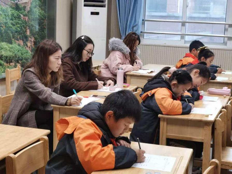二年级组内研讨稿_html_m3d92a49d.jpg