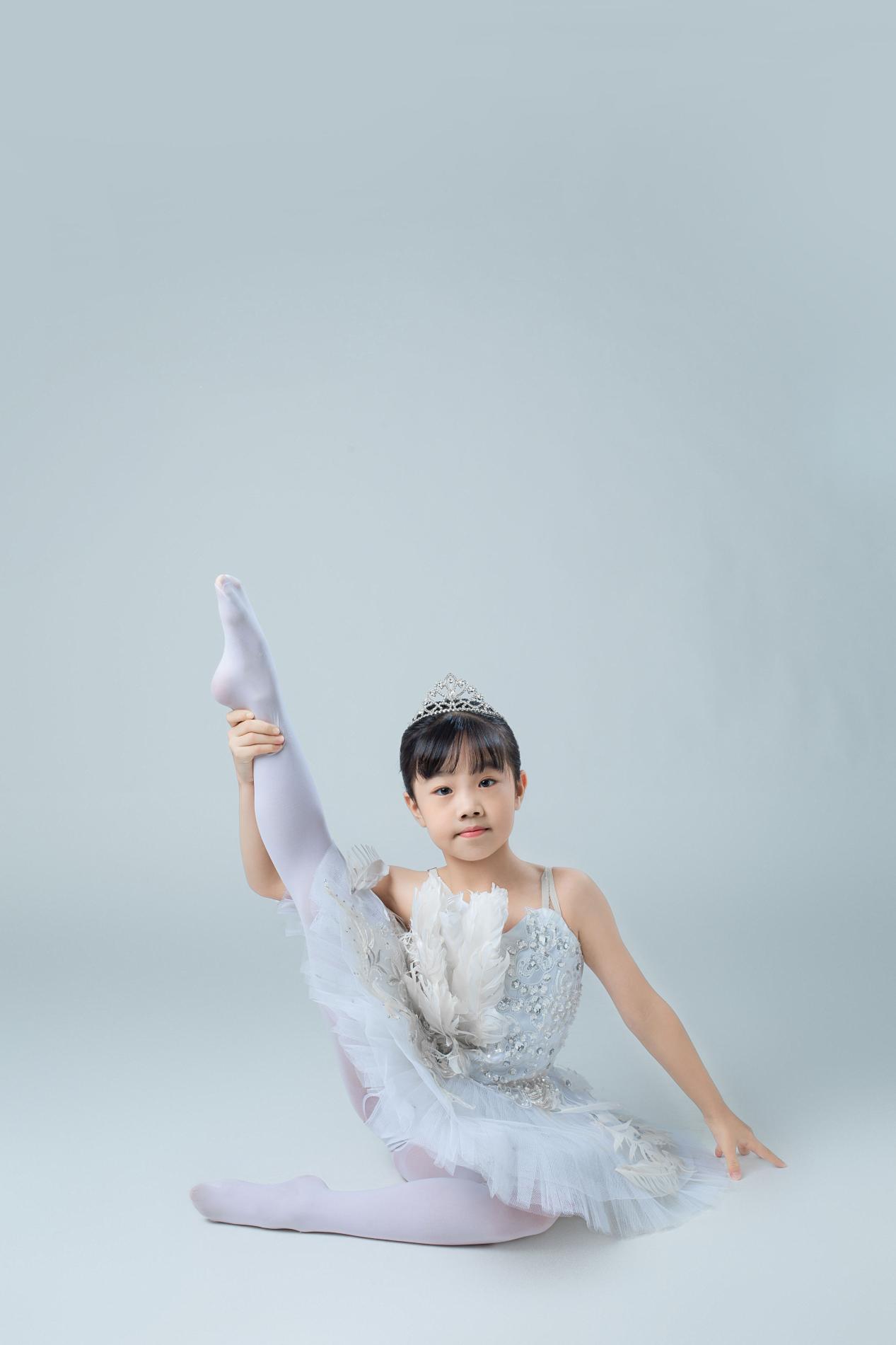 喜迎少代会_html_6ce69b6c.jpg