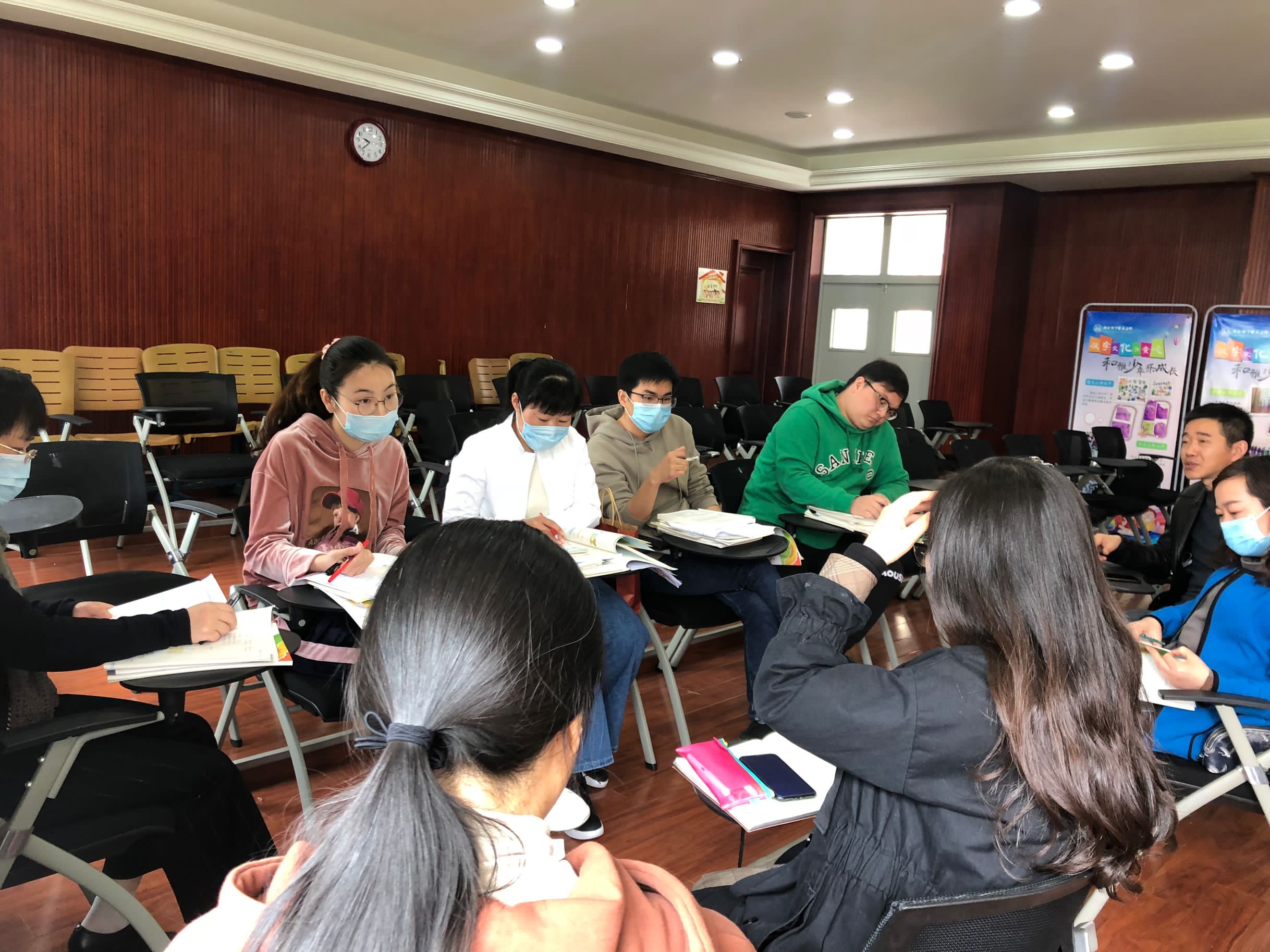 2020.4.23五数集体备课报道_html_6610d9de.jpg
