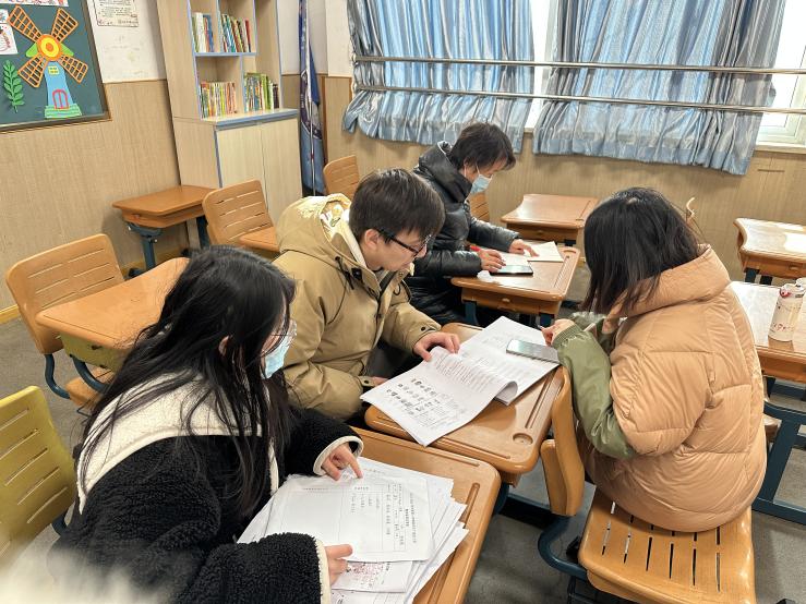 丁香汉声•教学2023-2024学年第一学期英语组期末质量分析会侧记_html_m22e94c18.jpg