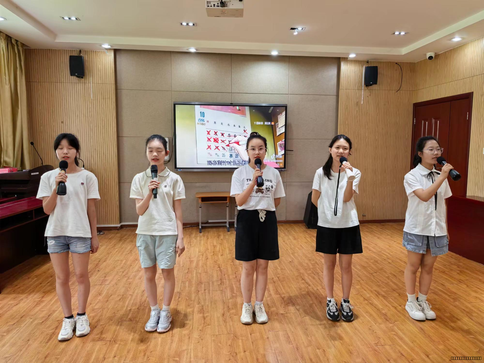 表演.jpg