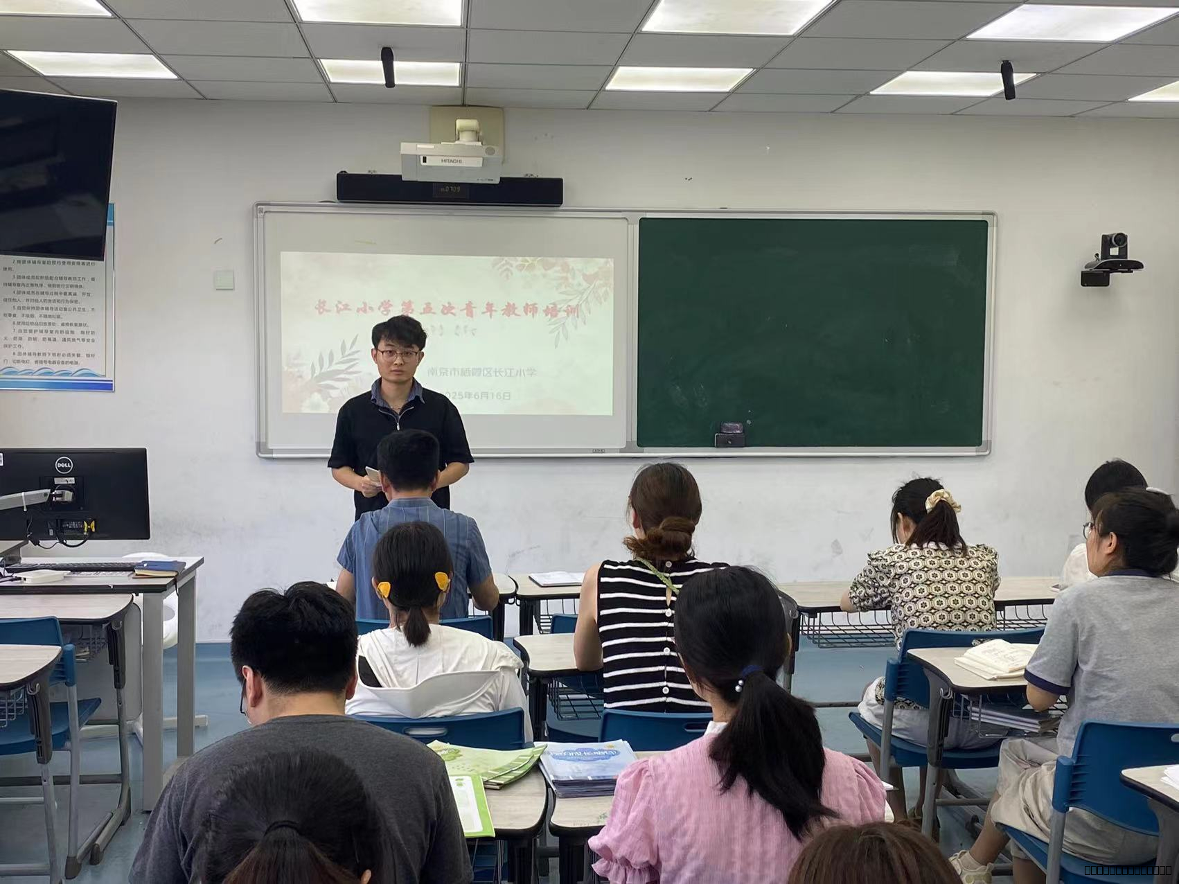 徐中.jpg