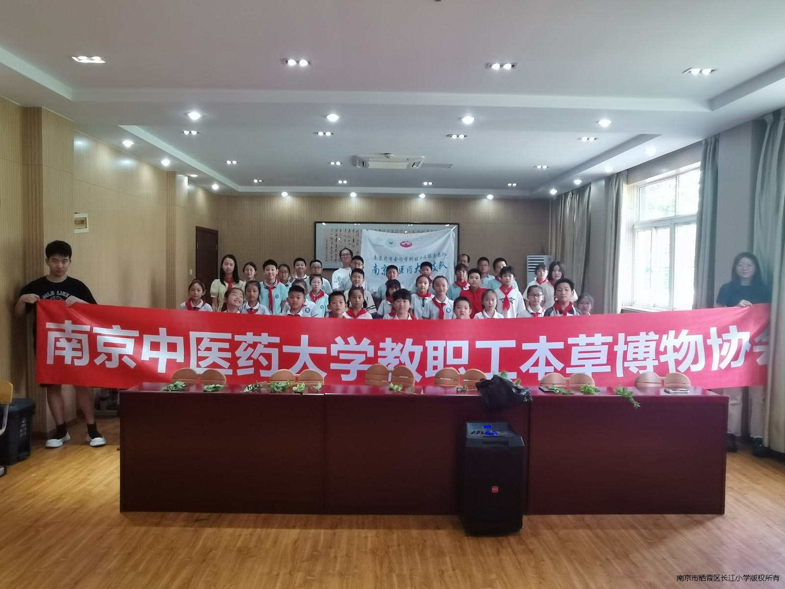 ce13078e1d396adf3b3d31634e8ff72.jpg