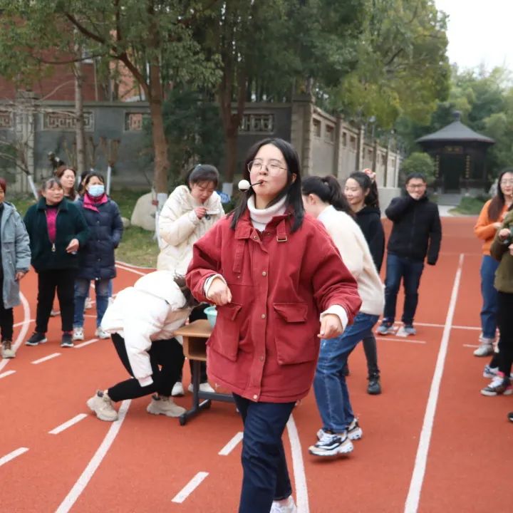 运动会_html_m2ef37cec.jpg