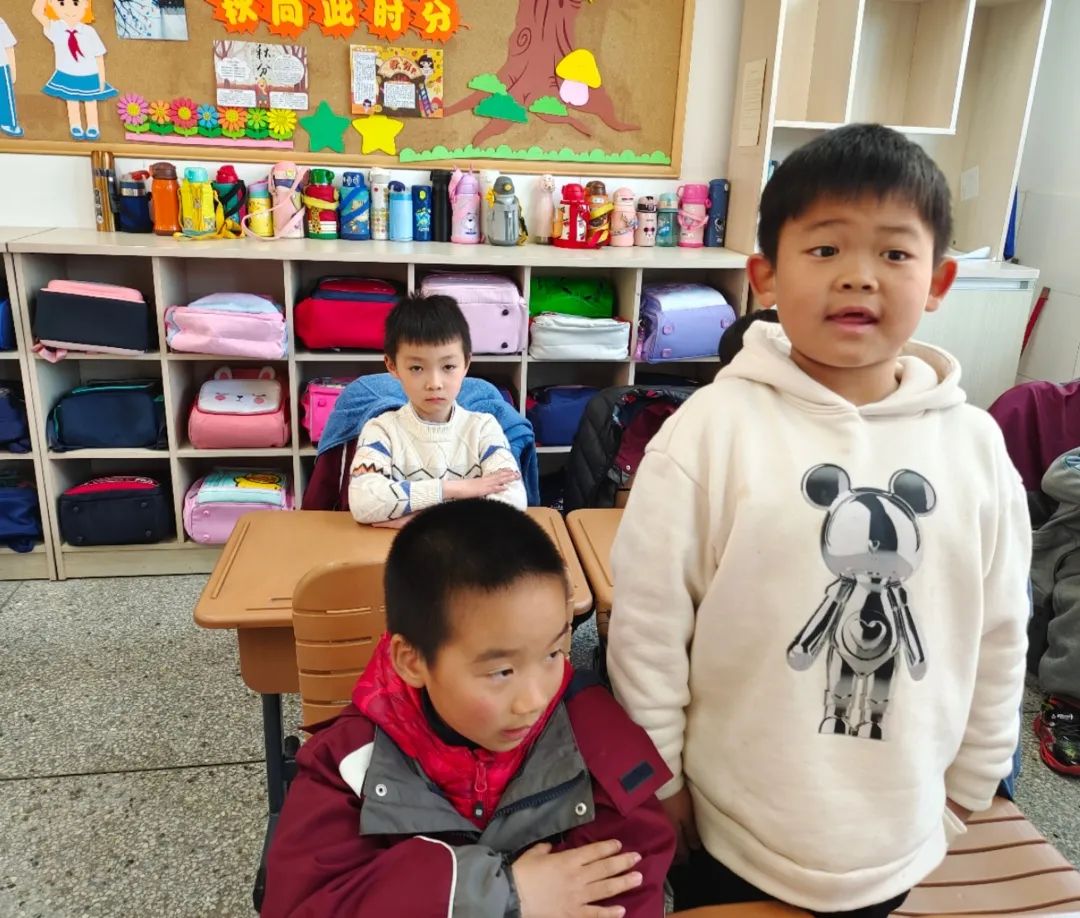 一年级_html_3766cc6f.jpg