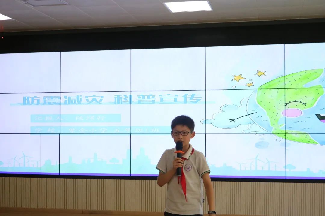防震_html_37397cc7.jpg