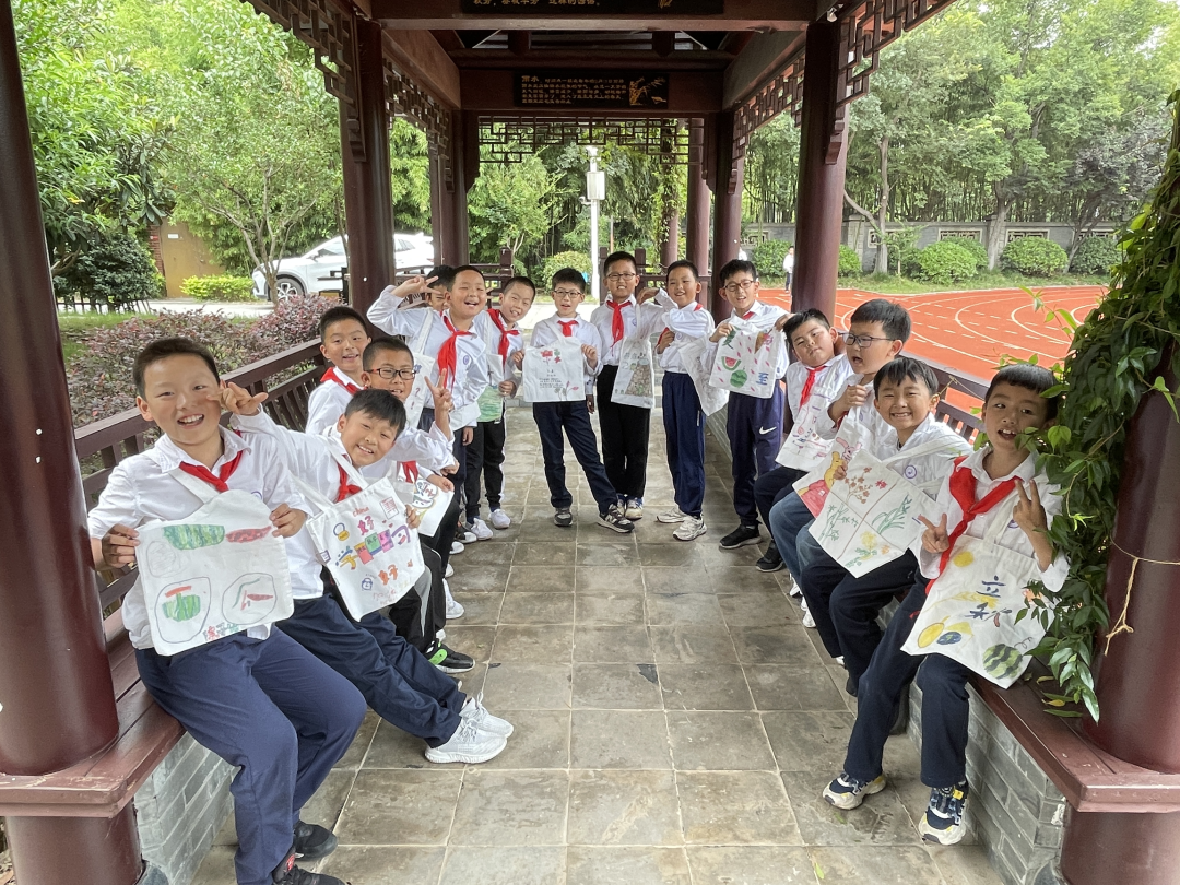 《书院紫金》领略汉字魅力  传承中华文化——记紫金小学“汉字文化节”系列报道