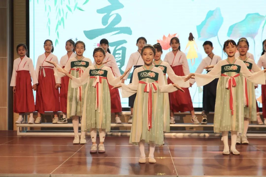 国庆_html_3eb5f57a.jpg