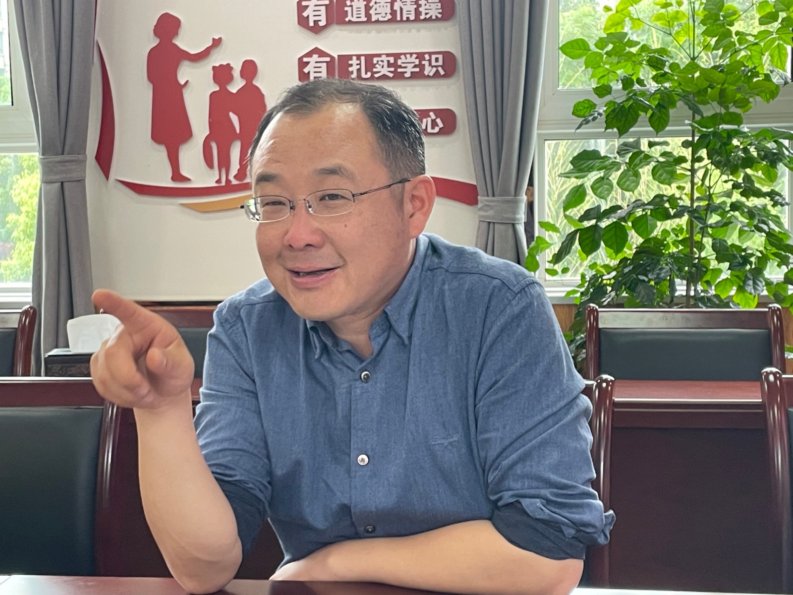 【书院紫金】精准把脉，深度指导——记南京市教研室杨建老师来紫金小学指导工作