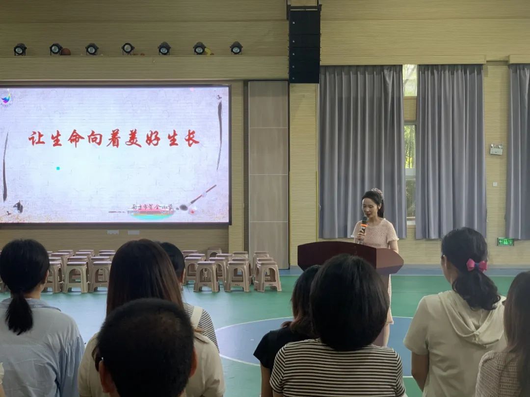 新生入学仪式_html_m3b48776c.jpg