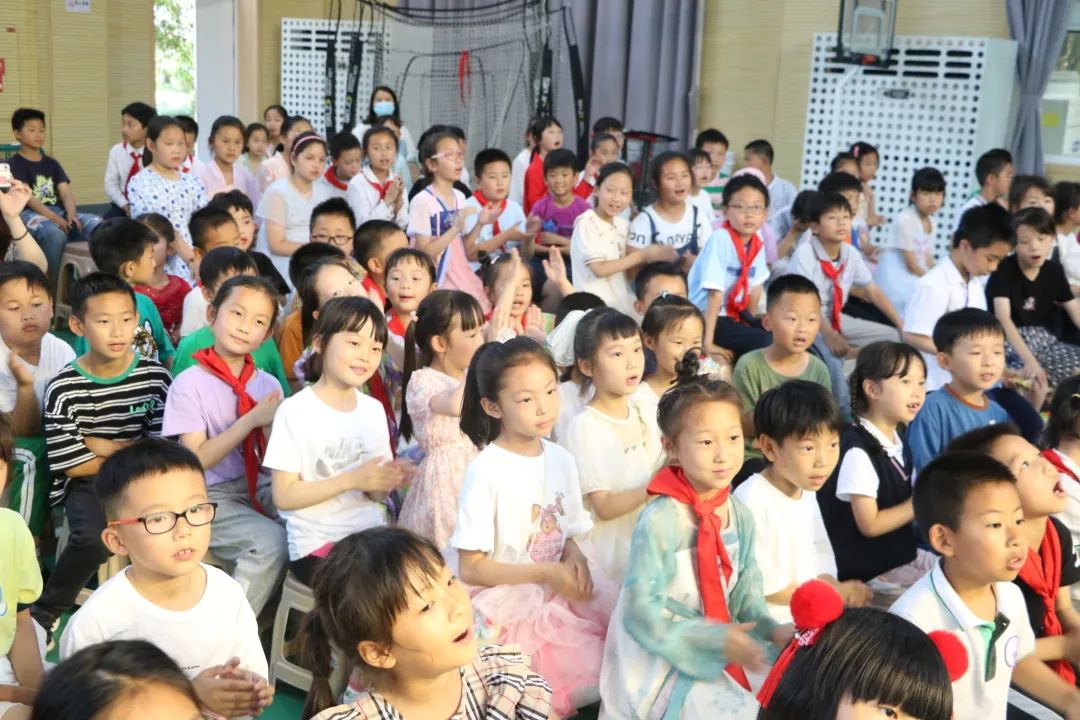 六一u_html_5c4ad8b6.jpg