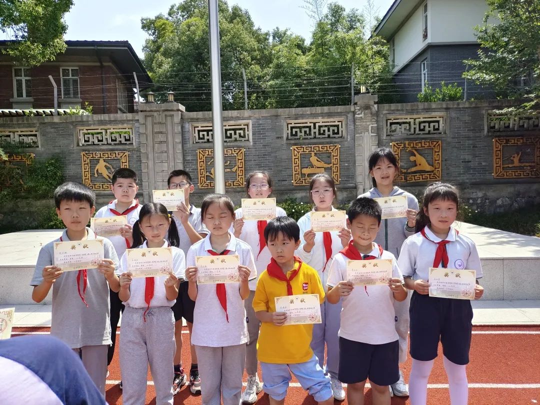 绘画_html_710542ea.jpg