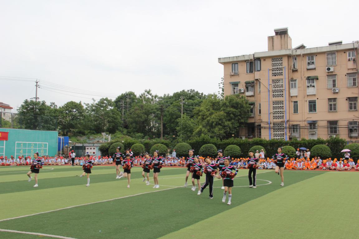 足球_html_7b60ac2.jpg