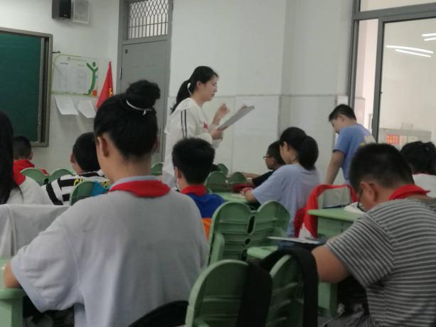 六语第二次教研_html_33c282fe.jpg