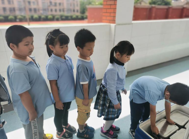 我是小学生啦——常规报道_html_m18dae66c.jpg