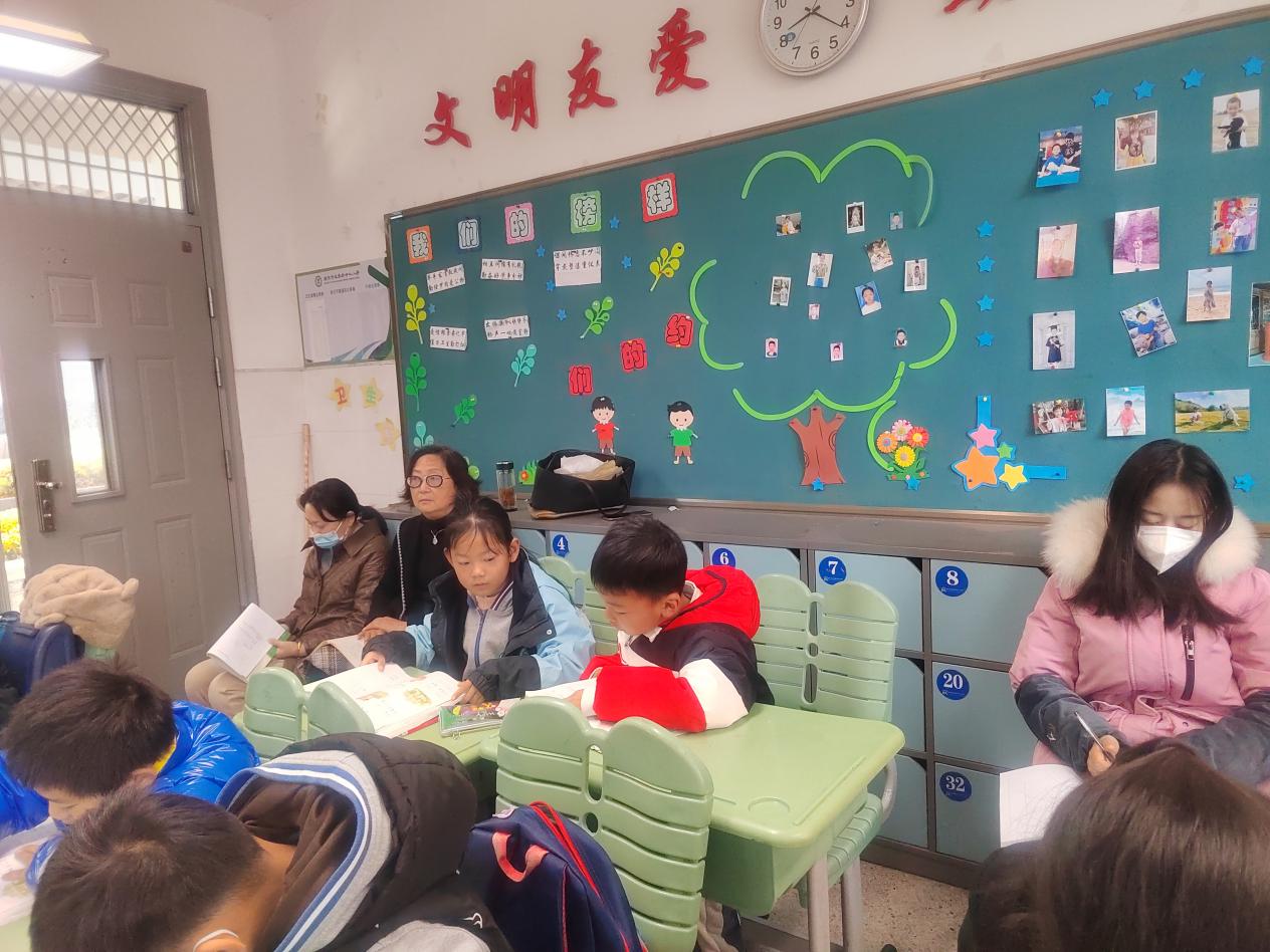 12.7【尚美迈小▪学科研究】“研”无止境 “语”海探知_html_mfcb0145.jpg