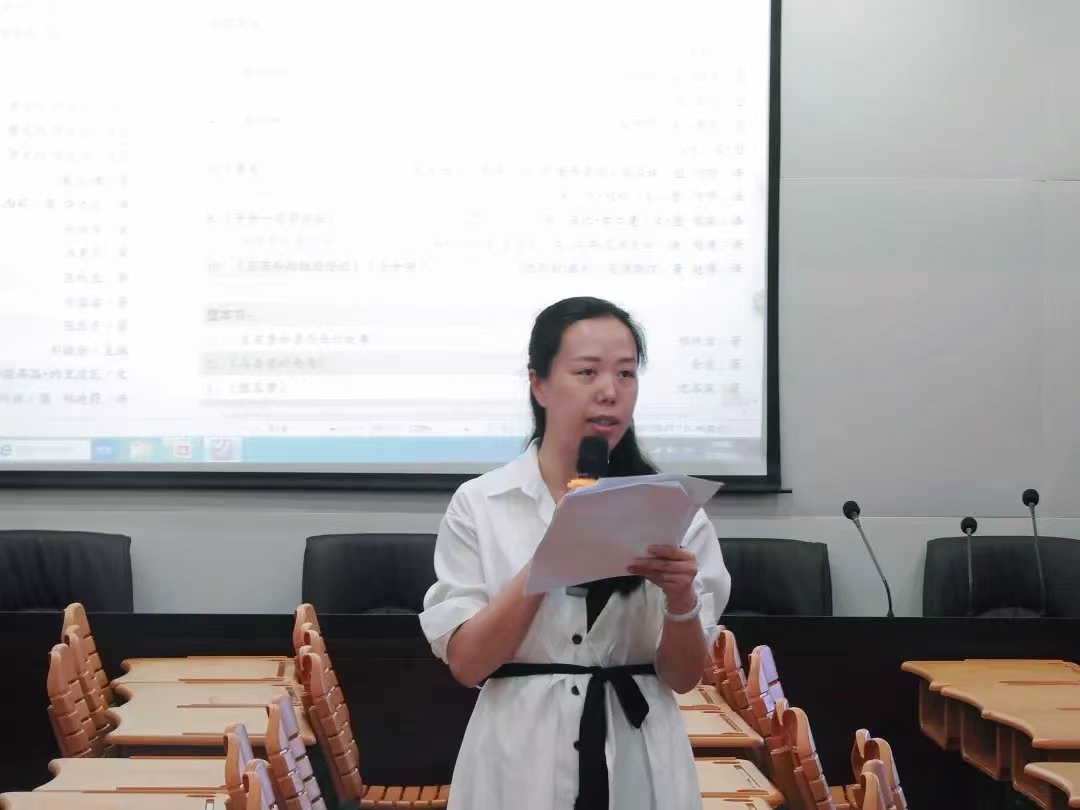 李洁事迹(2)_html_m7acb84a4.jpg