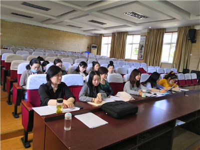 听课.jpg 听课.jpg