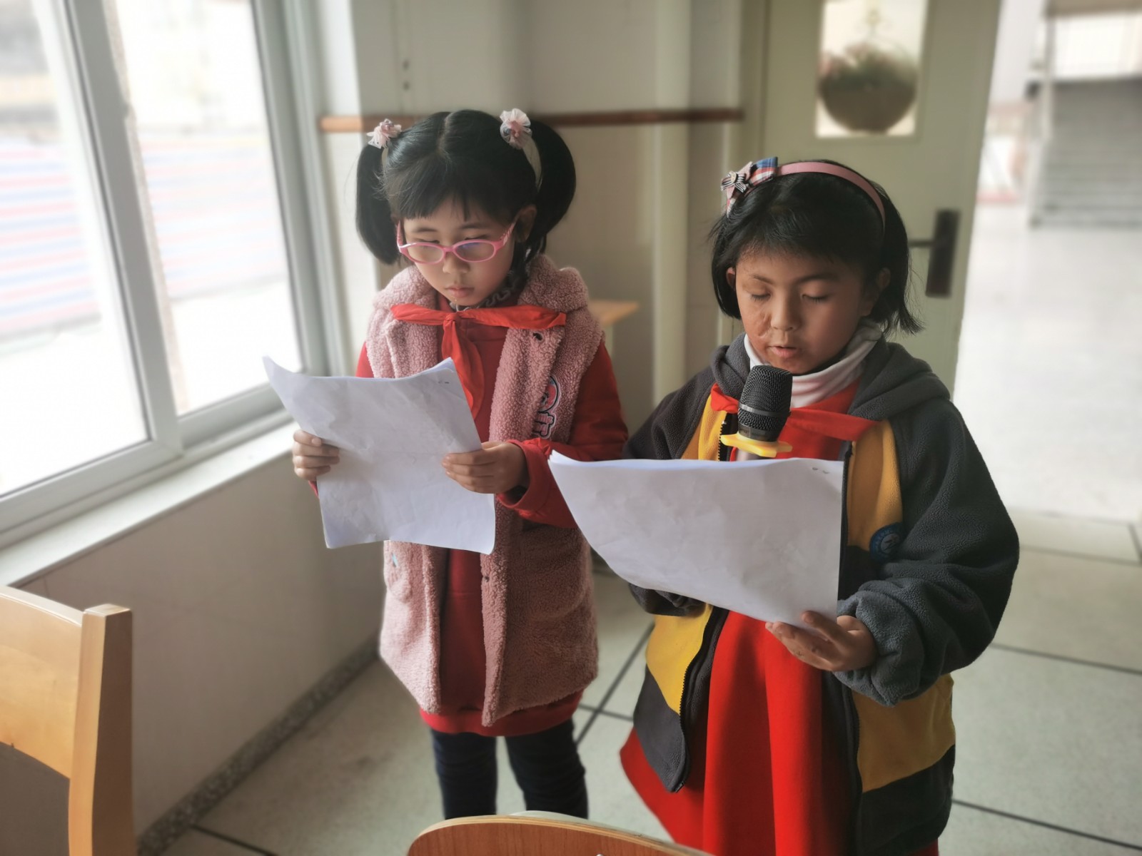 蔡可欣 刘如玥.jpg