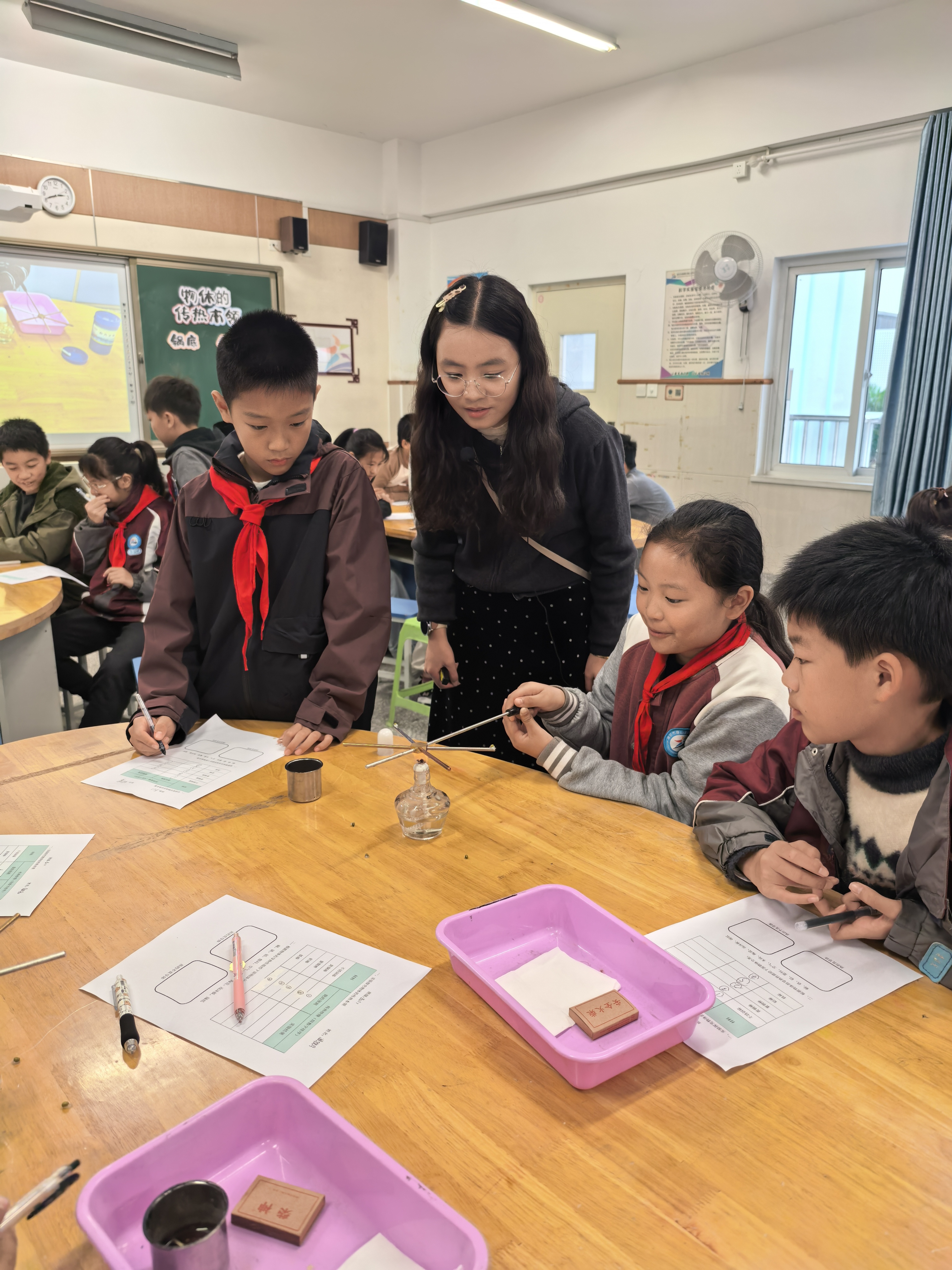 许晗.png 许晗.png