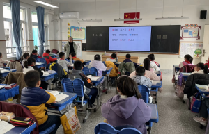 【星光摄小】聚焦画面感阅读，提升学生阅读素养——摄山星城小学天佐路分校语文组教研活动（四）