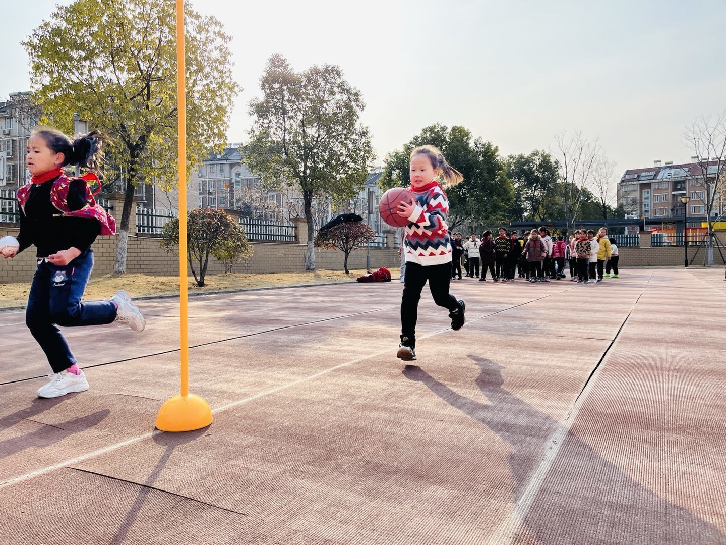 【星光摄小】——摄山星城小学二年级换物接力