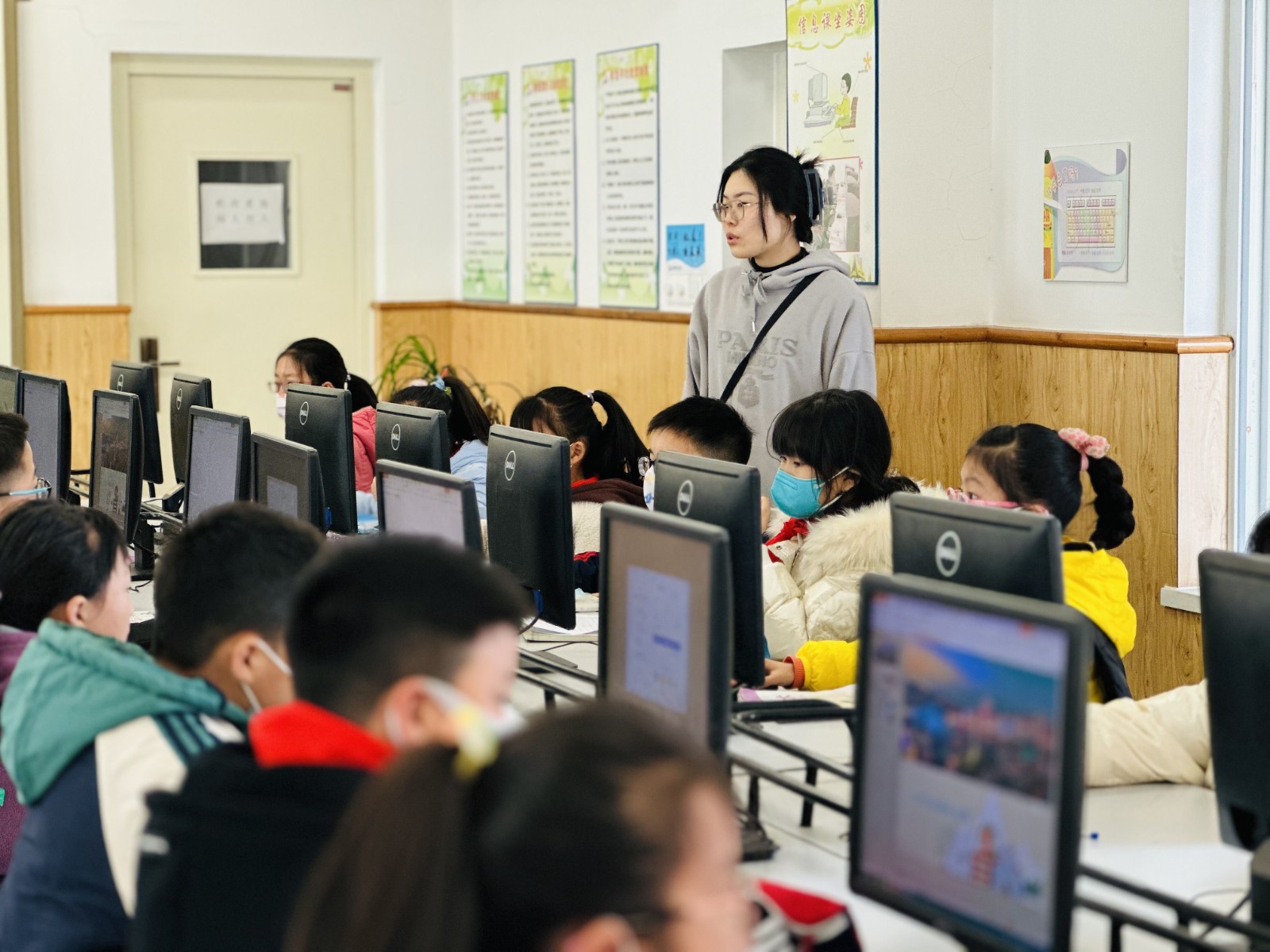 上课1.jpg