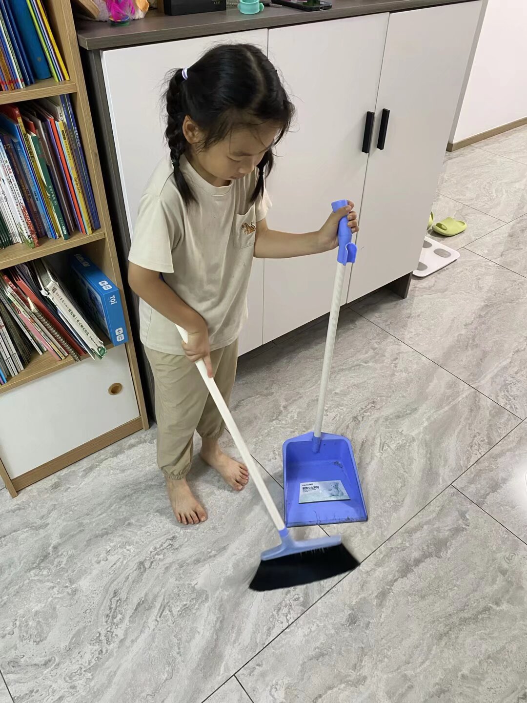 【星光摄小】卫生习惯早养成，班级整洁人人夸——摄小天佐路分校一年级“六好”常规之卫生好