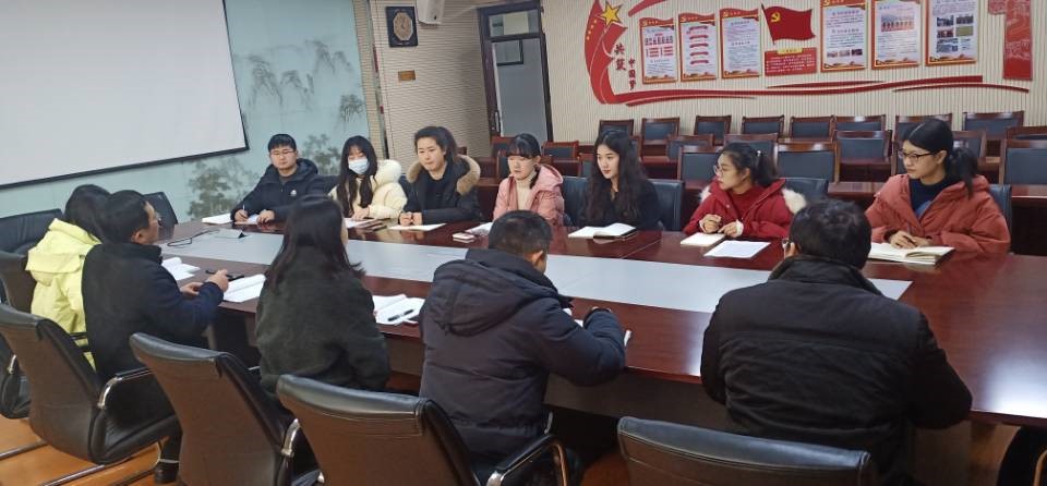 【毅行栖中】初生牛犊展风采  ——栖霞中学新教师过关课（文科组）