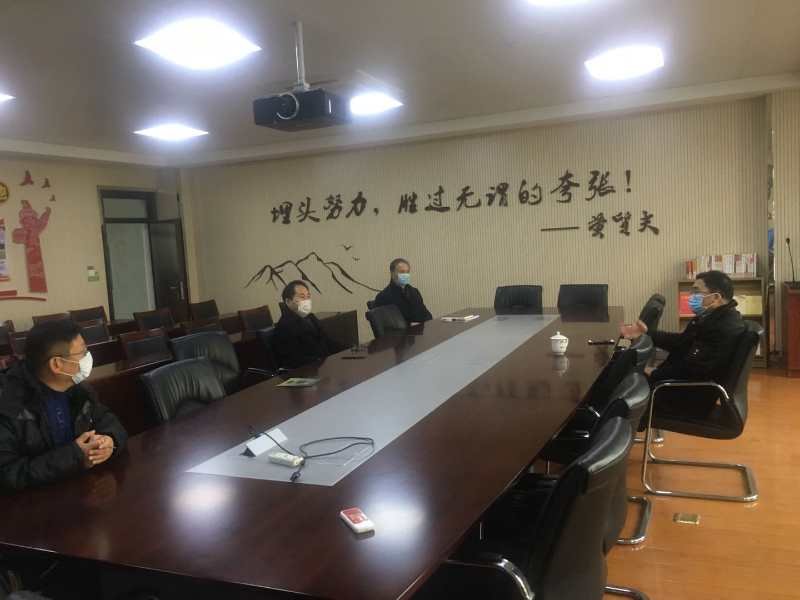 【毅行栖中】党旗在飘扬，党员在行动