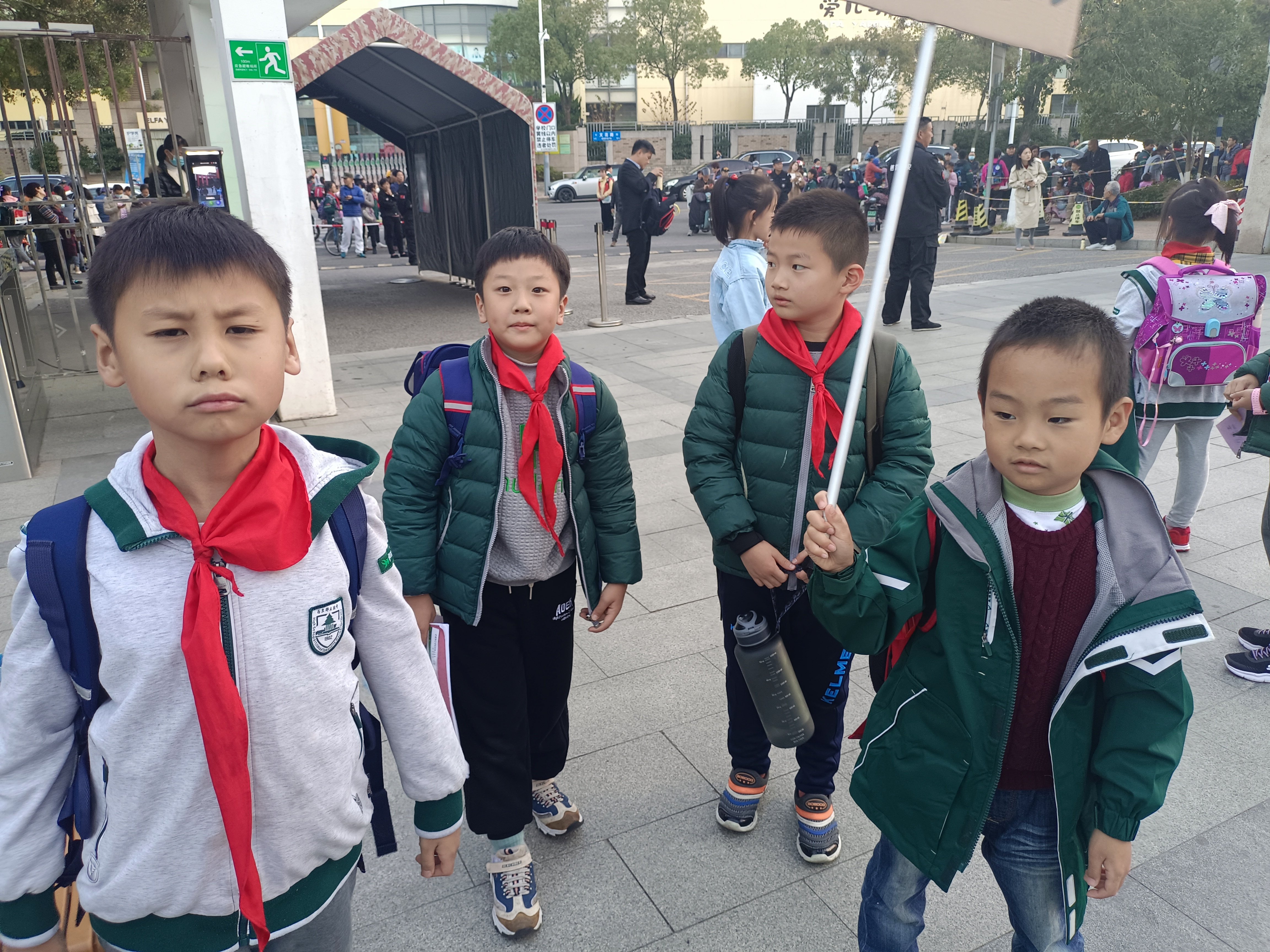无线电侧向 中期报道_html_4ee30e93.jpg