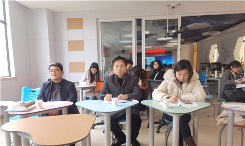 4语文组听课.jpg
