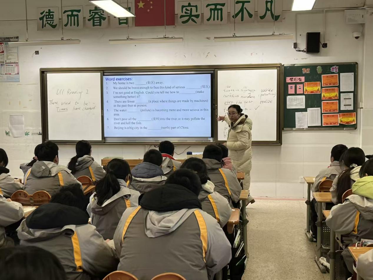 【勤耕摄园】任教精通方有力，育人有法蔚成风——摄山中学开展期初教学常规检查活动_html_md233302.jpg