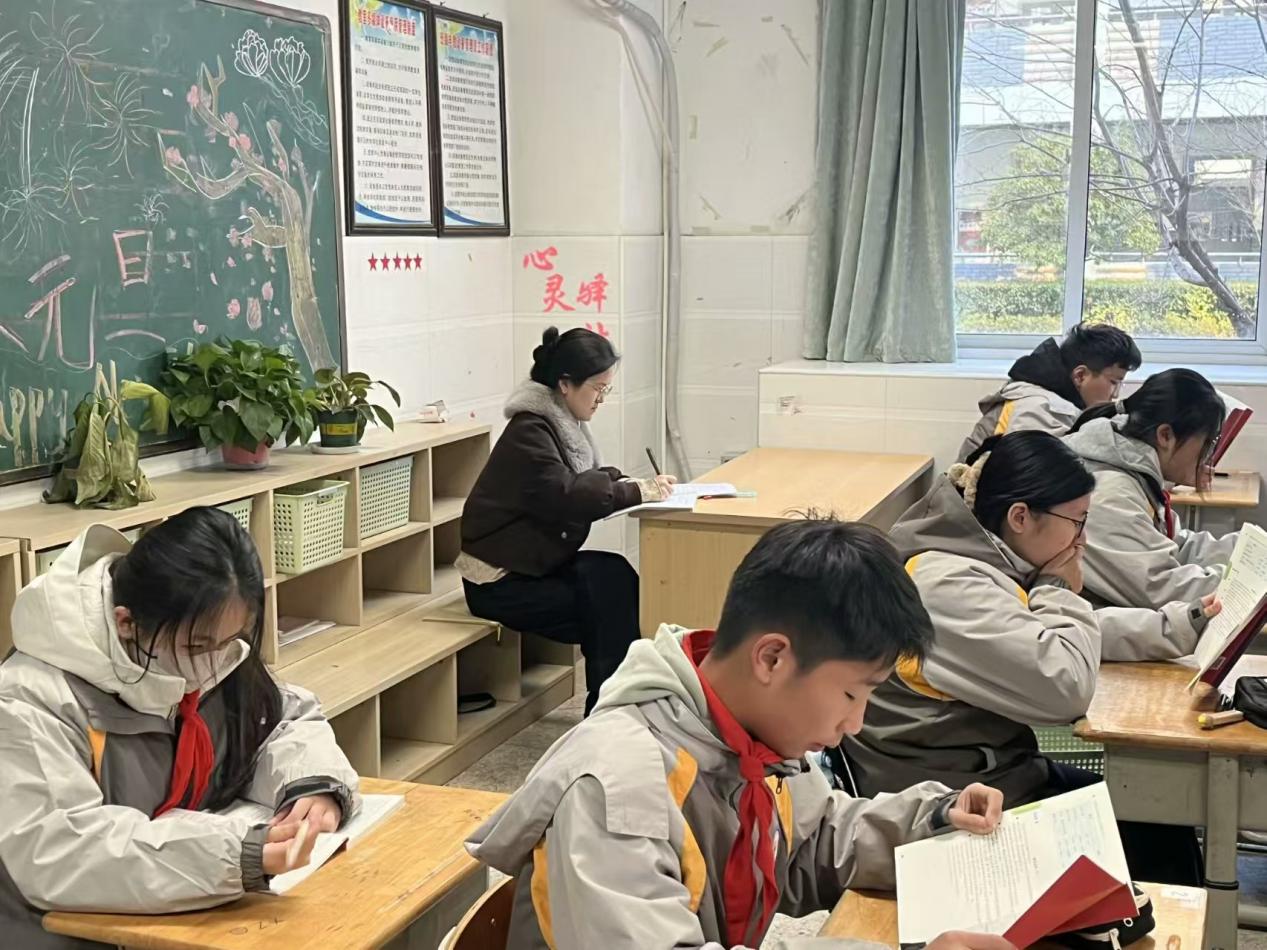 【勤耕摄园】任教精通方有力，育人有法蔚成风——摄山中学开展期初教学常规检查活动_html_m6286cc04.jpg