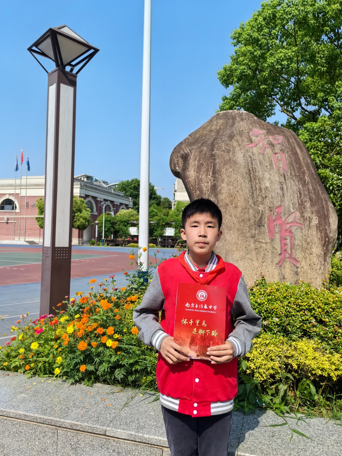 3主持人王天宇.jpg