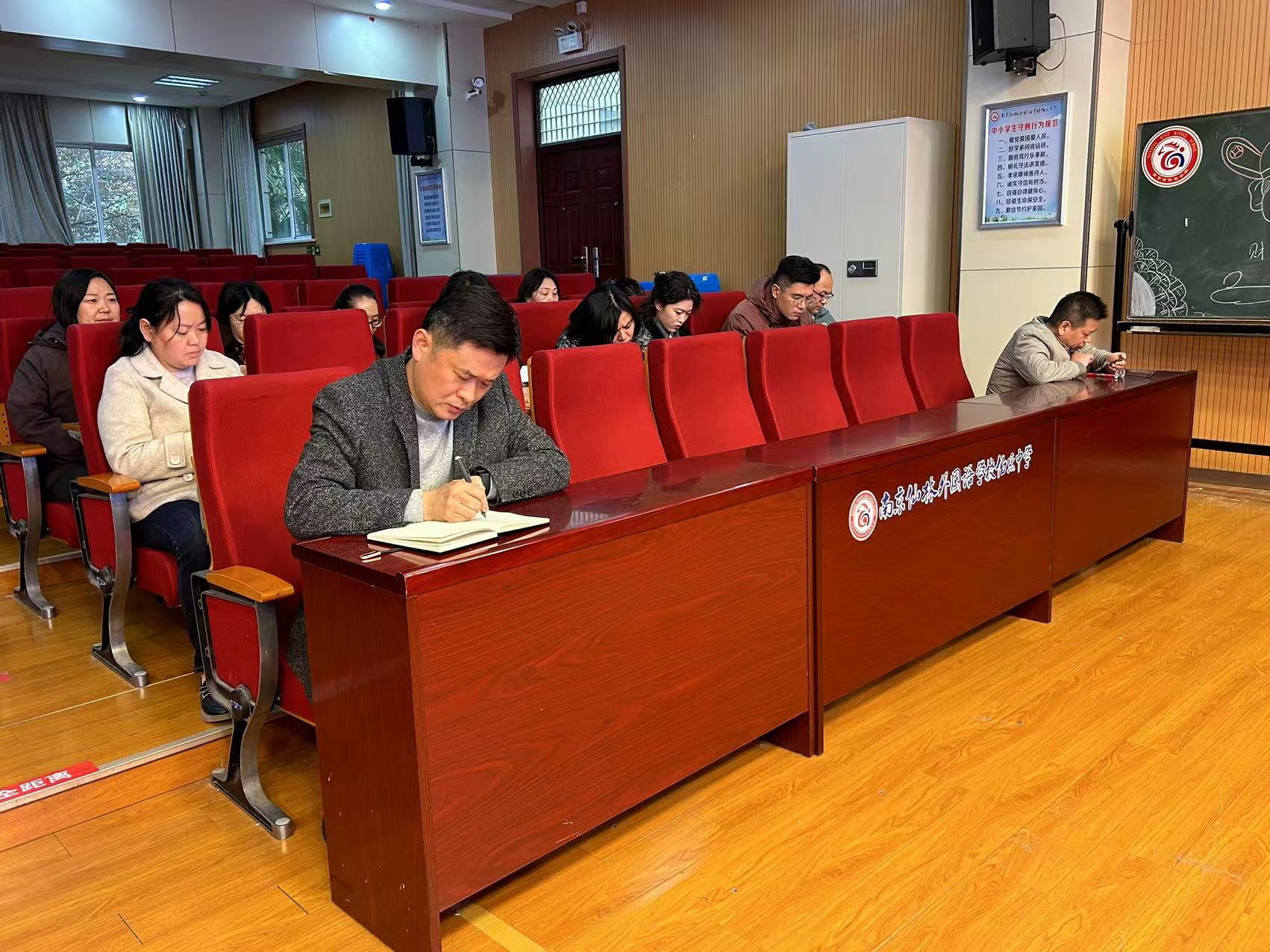 图1.jpg