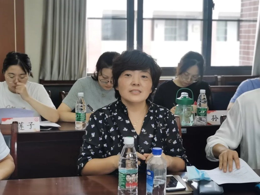 20210908开学班主任会_html_61e9af12.jpg