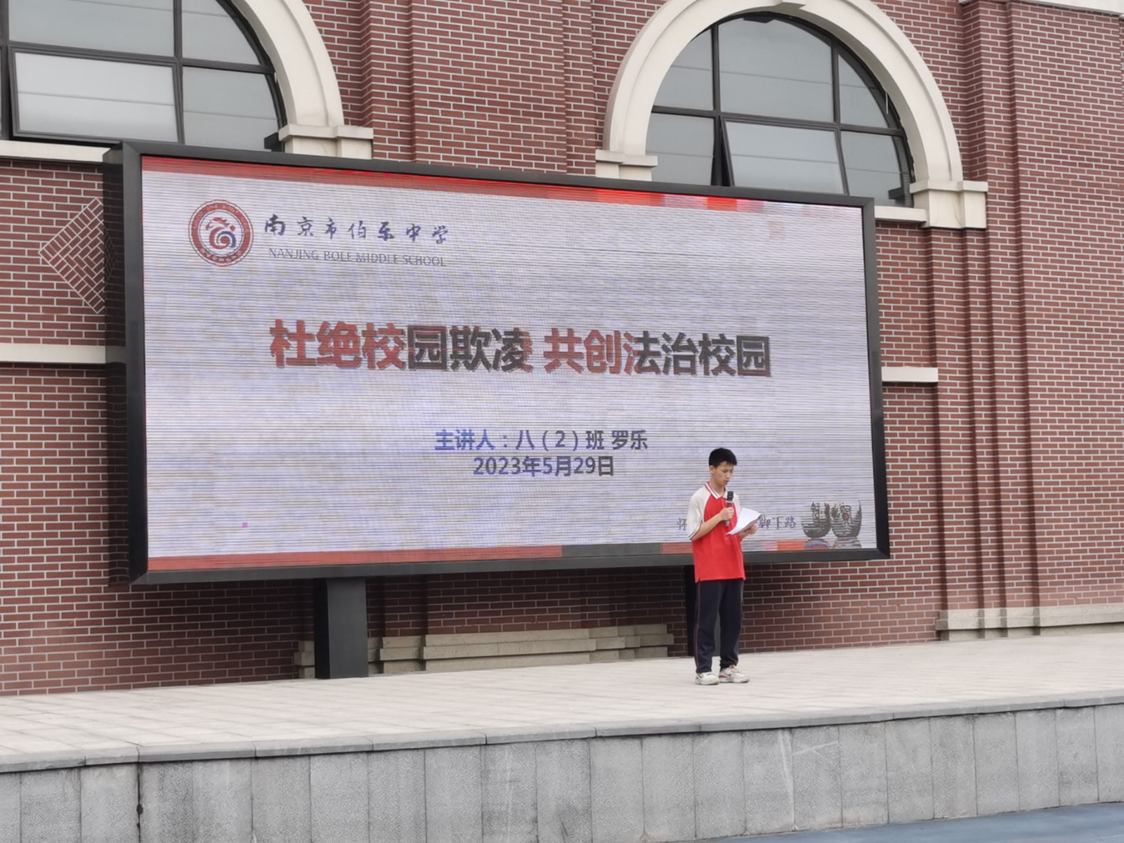 33ab9cf1392a6bae7775b526612cf66.jpg