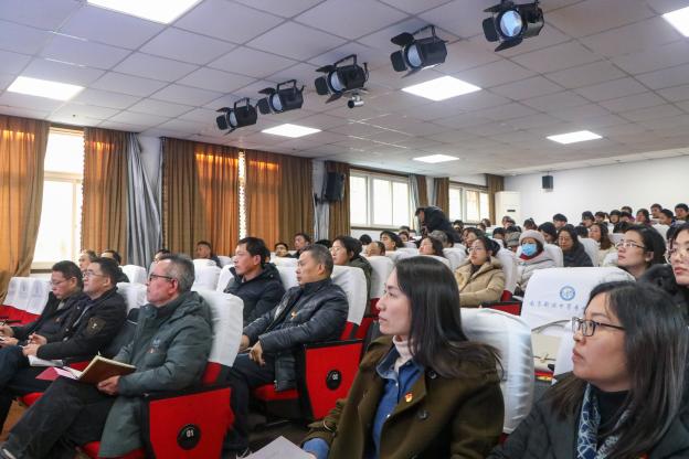 党的十九届六中全会精神宣讲123_html_m5e9d6714.jpg