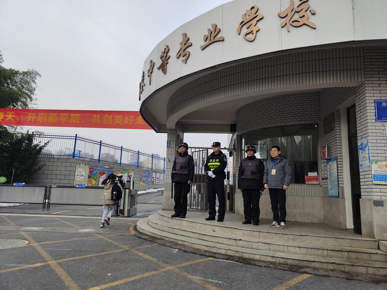 2月份区督导报导_html_14d45bee.jpg