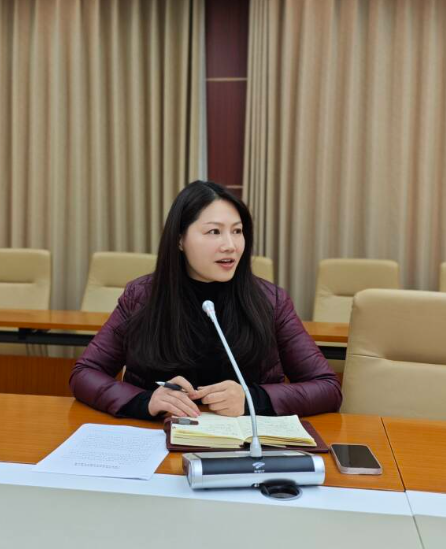 新港中专召开班主任能力比赛推进会 以匠心精神备战市赛123_html_6d149c3a.png