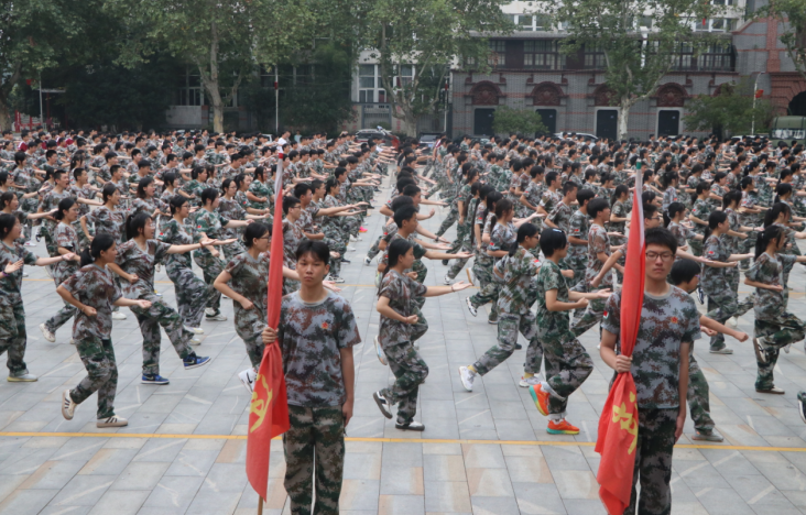 铸新港之魂_html_m2b0fd7cb.png