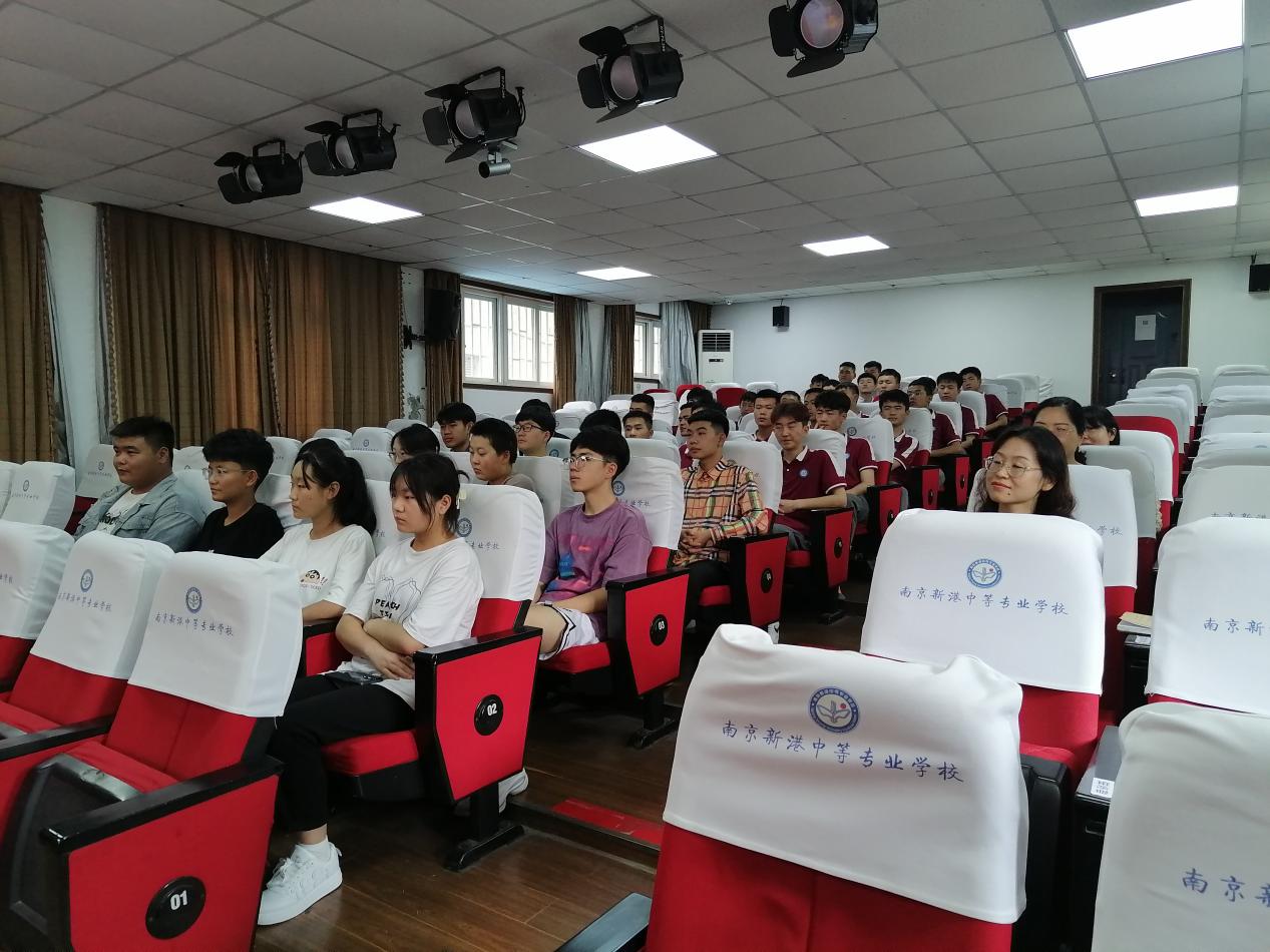 新港中专欢迎22级物联网青海班的到来_html_me957794.jpg