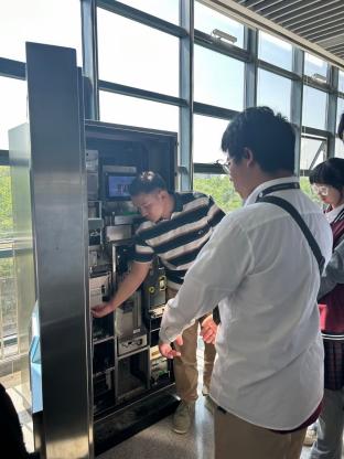 5.8南京地铁基地研学_html_5715323f.jpg