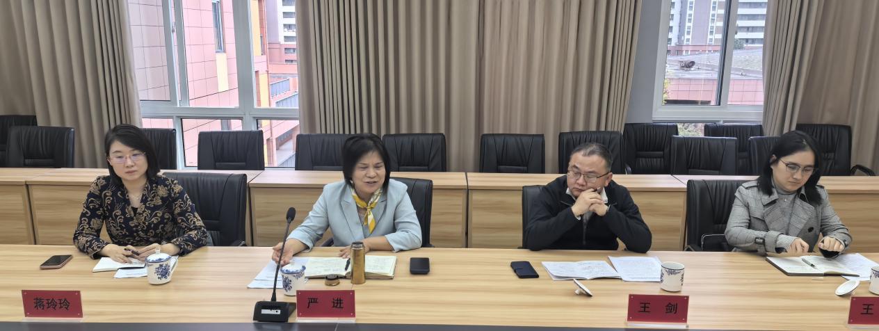 区人大常委会教科文卫委调研南京新港中专学校 共谋职业教育高质量发展新篇章_html_32a2053d.jpg