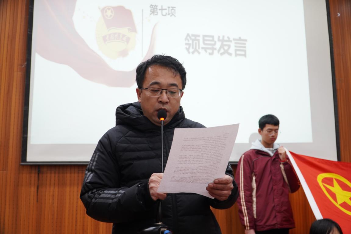 筑青春底色，做榜样青年_html_m340c0bfc.jpg
